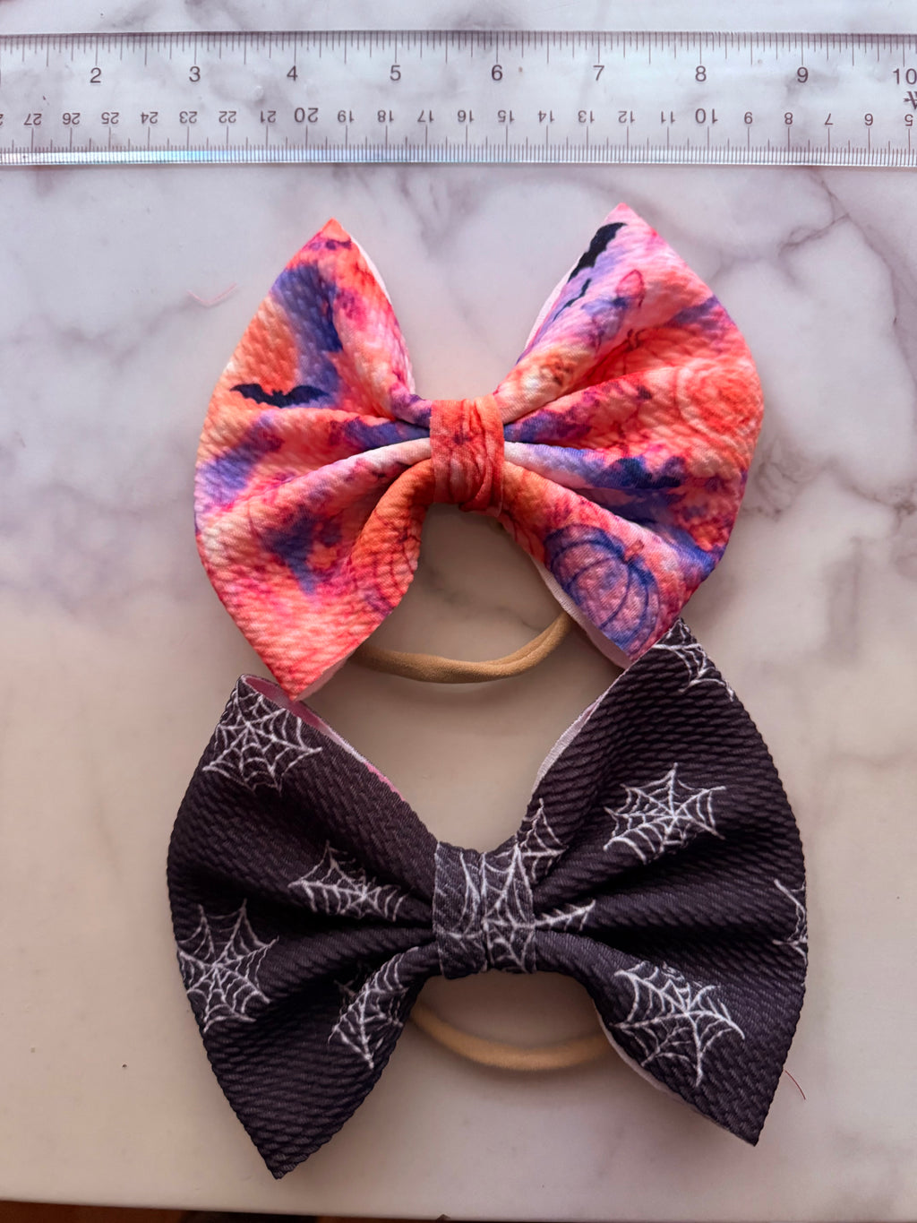 Halloween bows 2pc